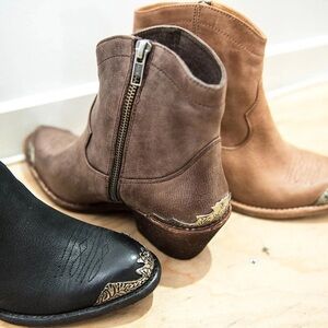 Spell Sugar Skull Boots - Tan